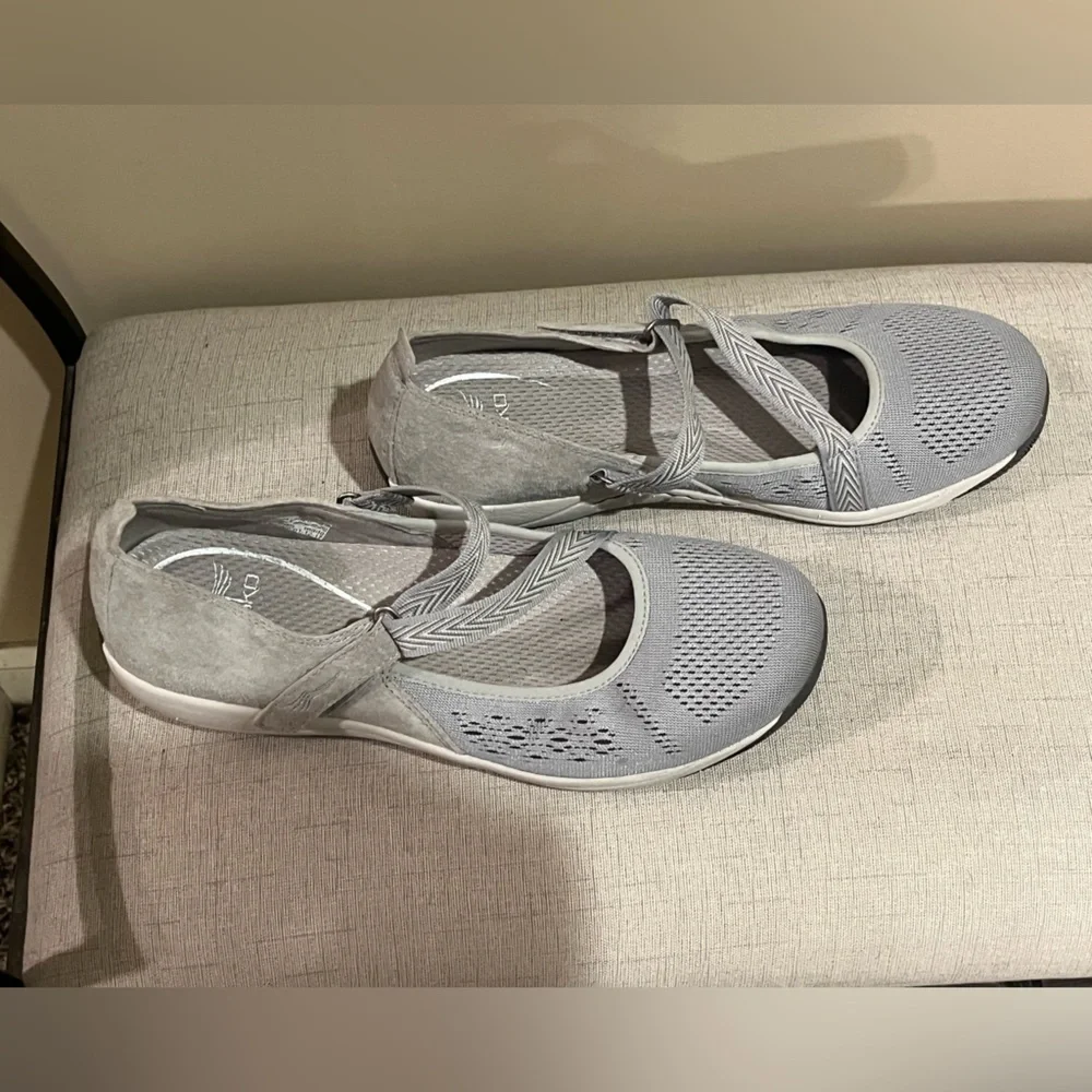 Dansko Haven Mary Jane Flats EUR 39, light grey